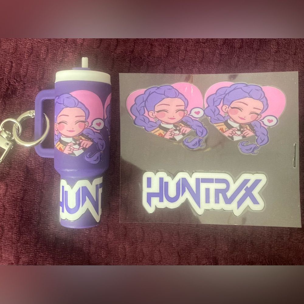 Kpop 👿 Tumbler Keychain